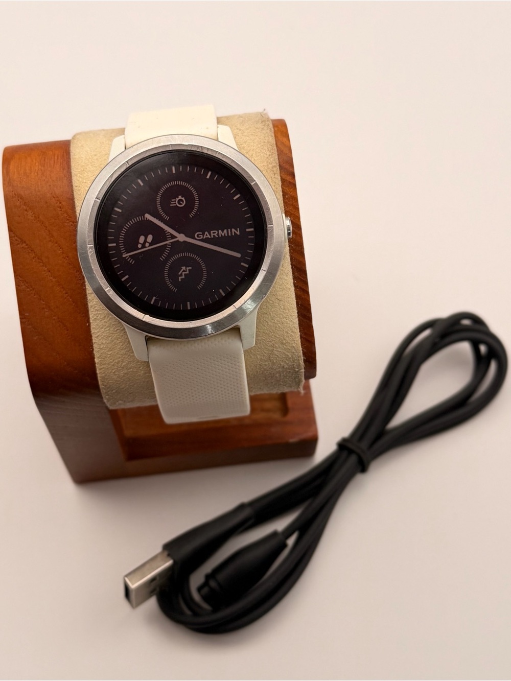 Garmin Vivoactive 3, Tested, Charger Included, very good, White/steel, smartwatc